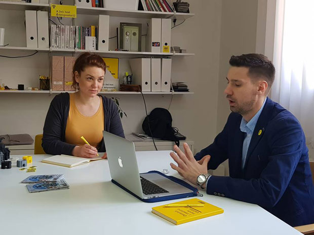 НАДМЕТАЊЕ ДИЗАЈНЕРА И ПРОГРАМЕРА: Не иду кући док се не направе сувенири